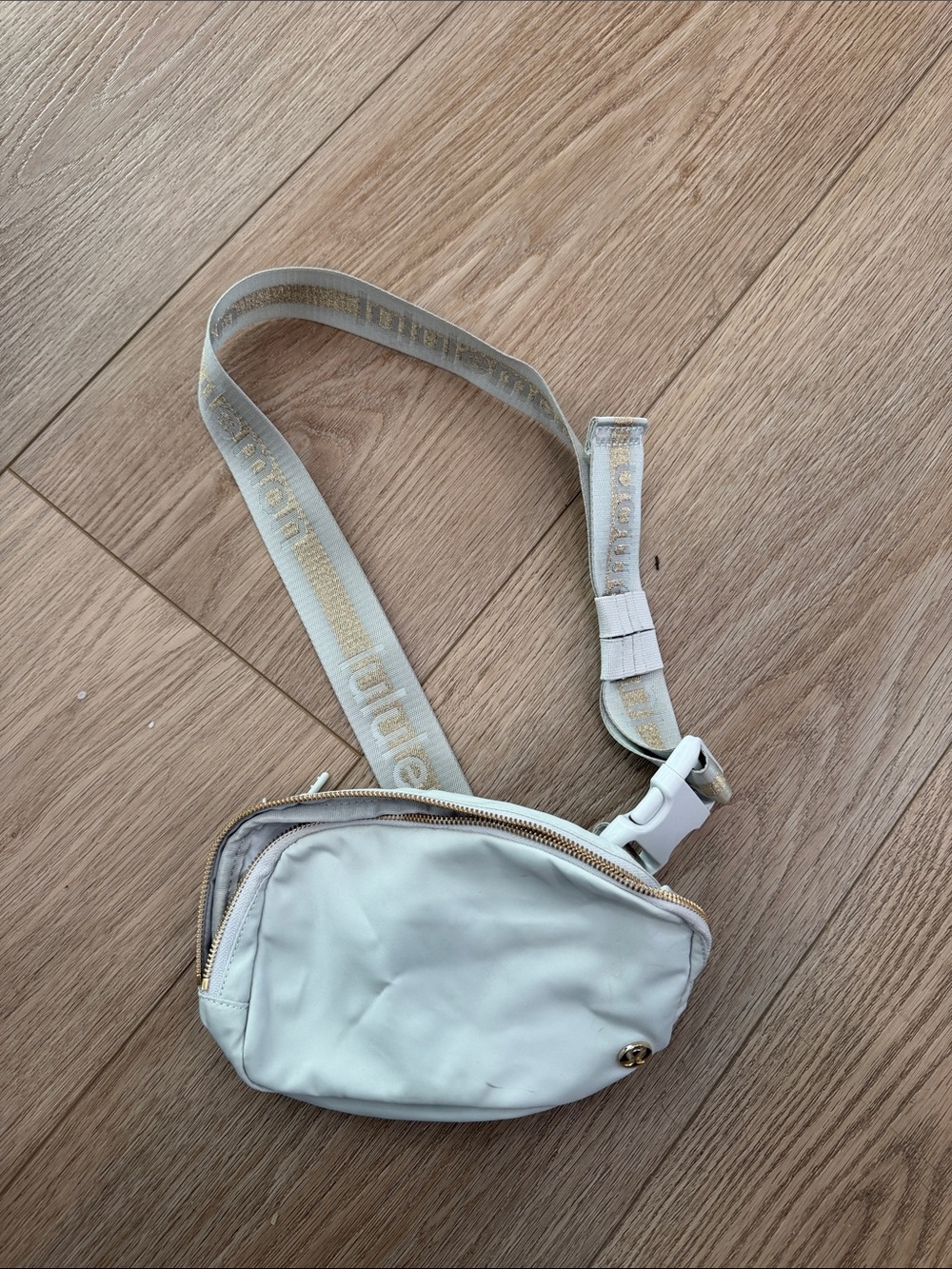 lululemon athletica White Crossbody Belt Bag with Gold Accents